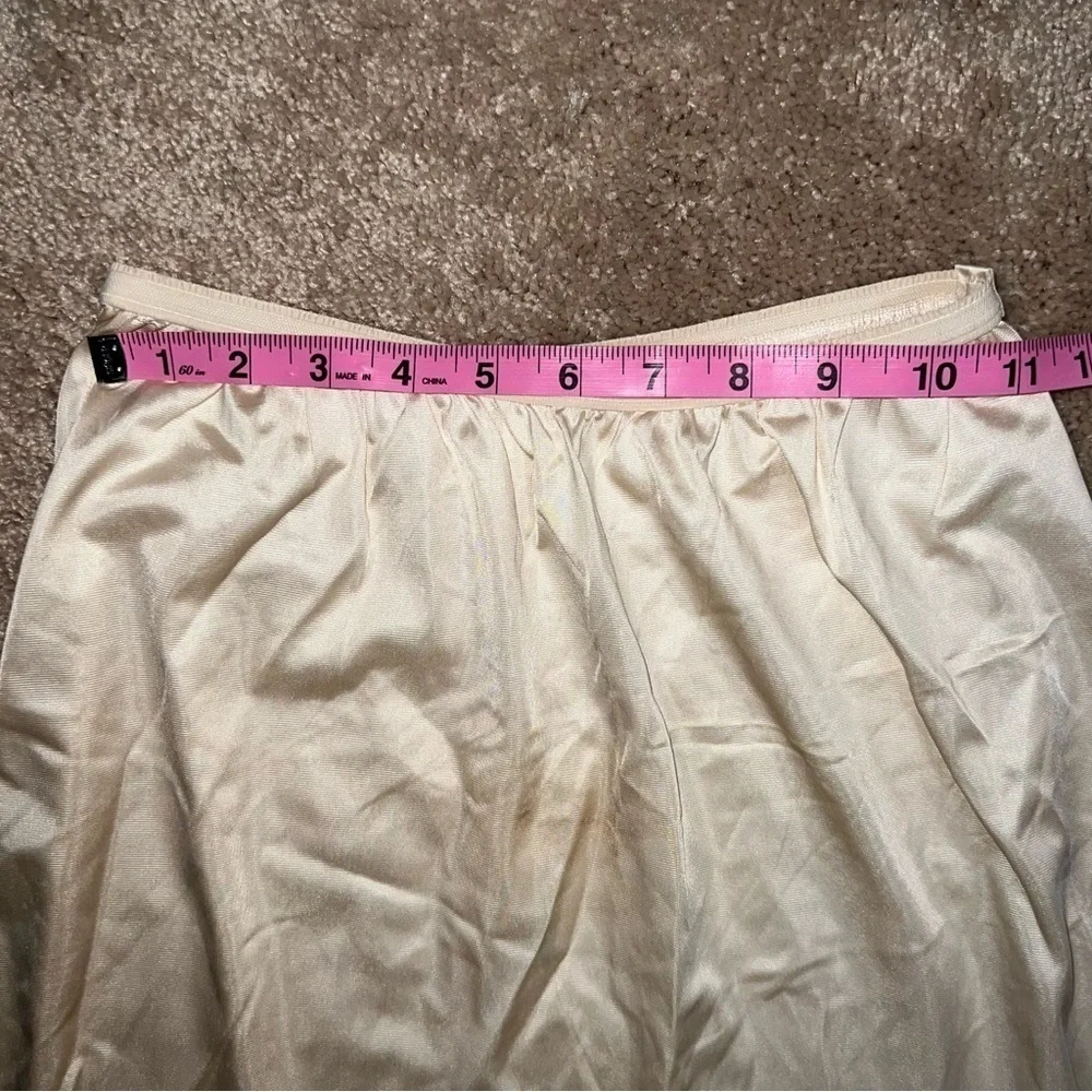 Vintage Kayser Cream Half Slip with Lace Hem and Bow Size Medium
